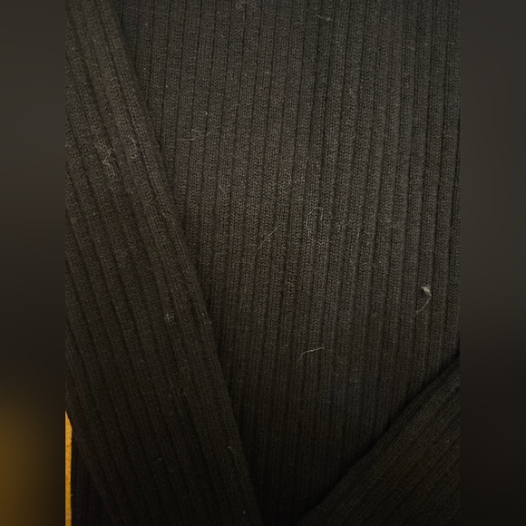 Black Ribbed Lace-Up Sweater - Picture 3 of 4